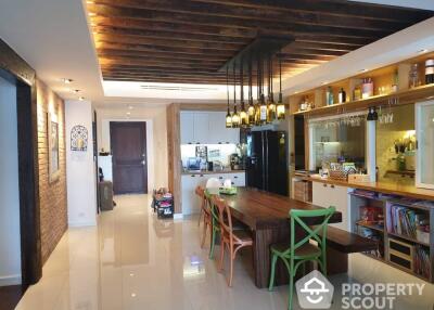 4-BR Condo at The Oleander near BTS Nana