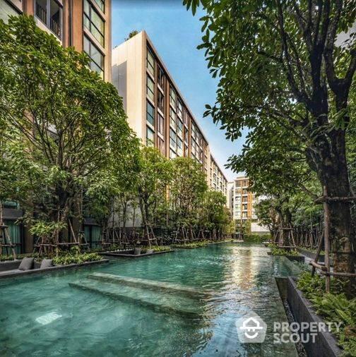 2-BR Condo at Vtara 36 near BTS Thong Lor