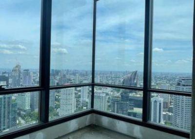 4-BR Condo at The Esse Sukhumvit 36 near BTS Thong Lor