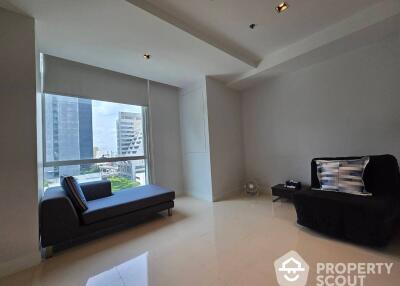 3-BR Condo at Athenee Residence near BTS Phloen Chit