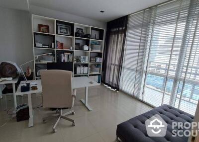 3-BR Condo at Athenee Residence near BTS Phloen Chit