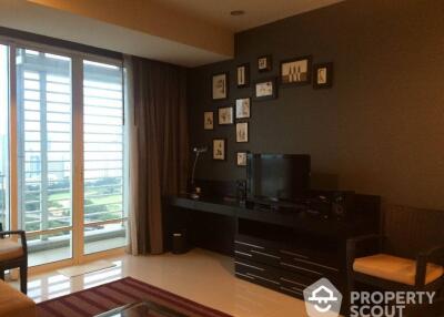 2-BR Condo at Baan Rajprasong Condominium near BTS Ratchadamri