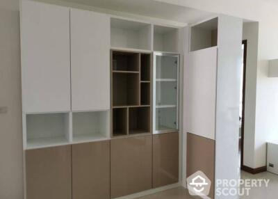 1-BR Condo at Baan Rajprasong Condominium near BTS Ratchadamri