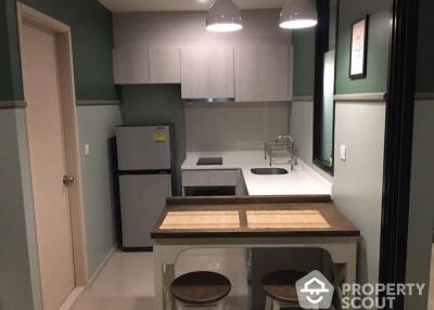 1-BR Condo at Life Asoke near ARL Makkasan