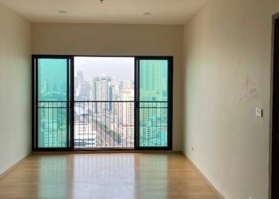 1-BR Condo at Noble Revent near BTS Phaya Thai (ID 404566)