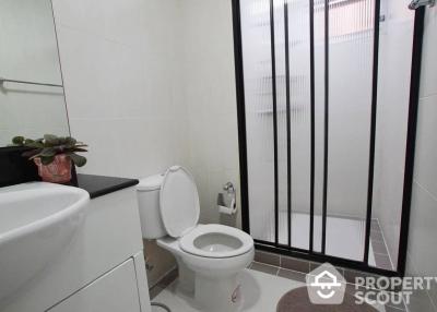 1-BR Condo at 49 Plus near BTS Phrom Phong