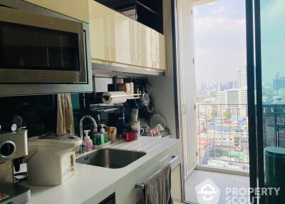 1-BR Condo at The Room Sukhumvit 62 near BTS Punnawithi