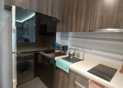 1-BR Condo at Tidy Deluxe Sukhumvit 34 near BTS Thong Lor