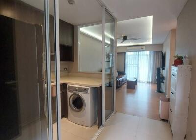 1-BR Condo at Tidy Deluxe Sukhumvit 34 near BTS Thong Lor