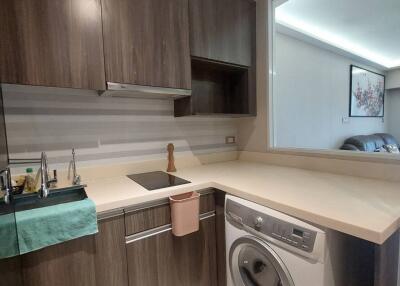 1-BR Condo at Tidy Deluxe Sukhumvit 34 near BTS Thong Lor