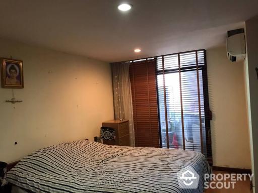 2-BR Condo at The Waterford Park Sukhumvit 53 Condominium near BTS Thong Lor