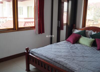 Casa Jomtien Village For Sale