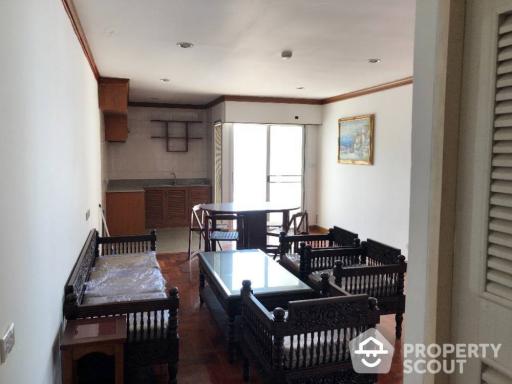 2-BR Condo at Baan Kasemsan 1 Condo near BTS National Stadium