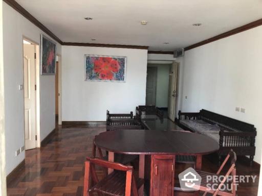 2-BR Condo at Baan Kasemsan 1 Condo near BTS National Stadium