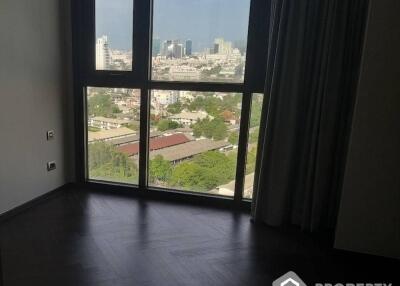 2-BR Condo at The Monument Sanampao near BTS Ari