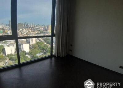 2-BR Condo at The Monument Sanampao near BTS Ari