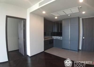 2-BR Condo at The Monument Sanampao near BTS Ari