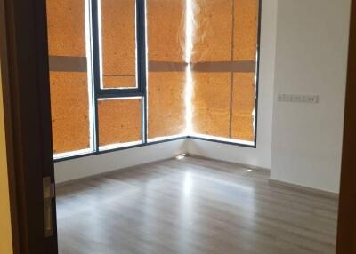 2-BR Condo at Ideo Mobi Sukhumvit 66 near BTS Udom Suk