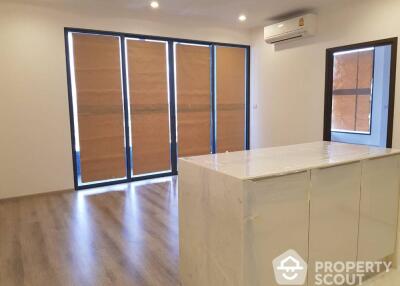 2-BR Condo at Ideo Mobi Sukhumvit 66 near BTS Udom Suk