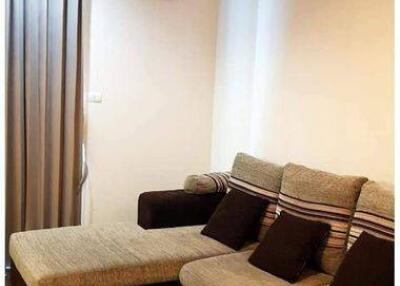 1-BR Condo at Villa Sathorn near BTS Krung Thon Buri