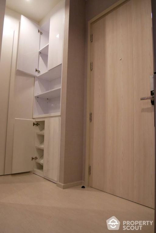 1-BR Condo at Rhythm Sukhumvit 42 near BTS Ekkamai