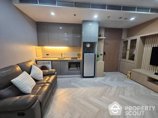 1-BR Condo at M Phayathai near BTS Victory Monument