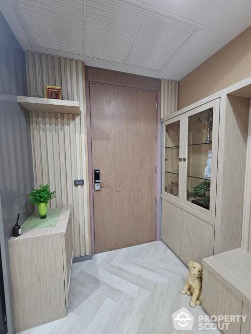 1-BR Condo at M Phayathai near BTS Victory Monument