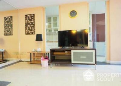 1-BR Condo at Petch 9 Tower near BTS Ratchathewi