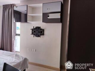 2-BR Condo at Ideo Mobi Phayathai near BTS Phaya Thai