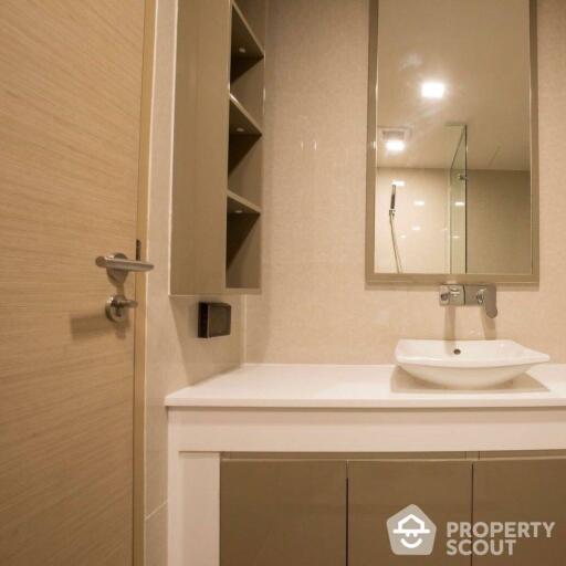 2-BR Condo at Liv @ 49 near BTS Thong Lor