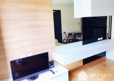 1-BR Condo at O2 Hip Condominium near BTS Phloen Chit