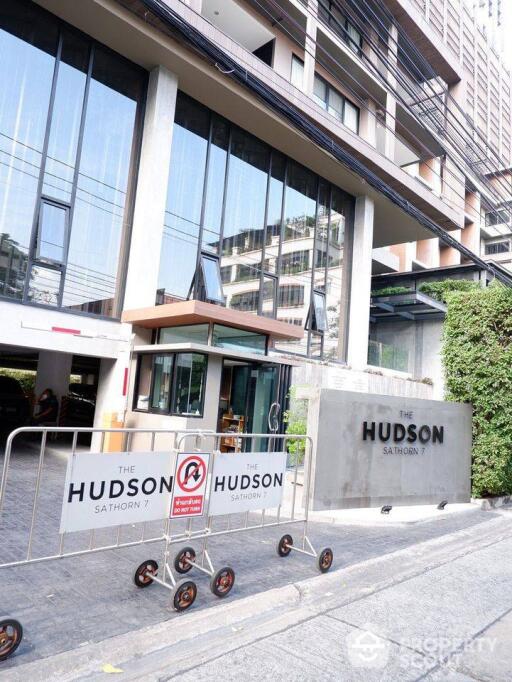 1-BR Condo at The Hudson Sathorn 7 near BTS Chong Nonsi