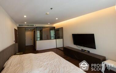 1-BR Condo at The Hudson Sathorn 7 near BTS Chong Nonsi