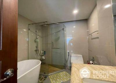 1-BR Condo at Amaranta Residence near MRT Huai Khwang