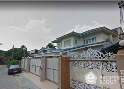 4-BR House near BTS Ari