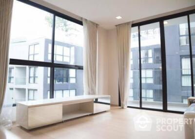 2-BR Condo at Liv @ 49 near BTS Thong Lor