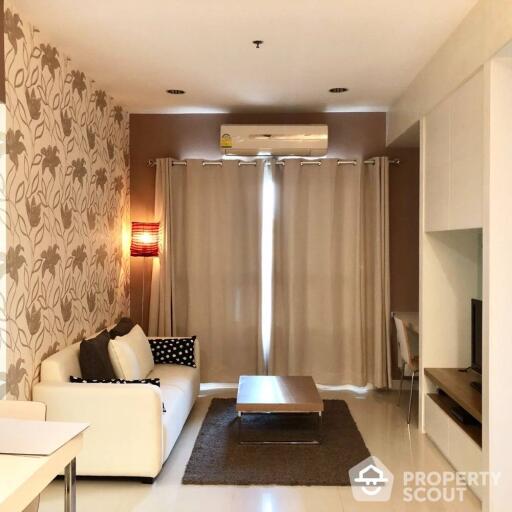 1-BR Condo at Q House Sathorn near BTS Krung Thon Buri