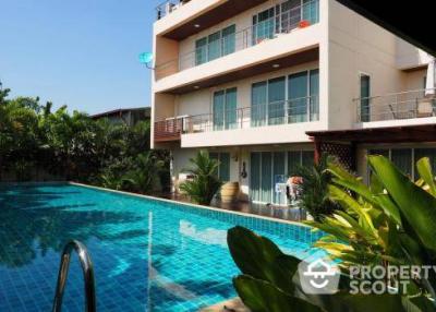 5-BR Townhouse near BTS Punnawithi