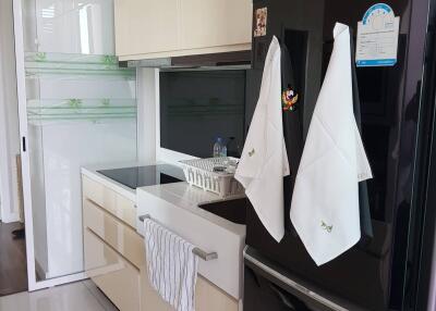 2-BR Condo at The Room Sukhumvit 62 near BTS Punnawithi