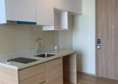 1-BR Condo at Noble Around Sukhumvit 33 near BTS Phrom Phong