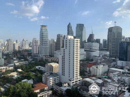 1-BR Condo at Noble Around Sukhumvit 33 near BTS Phrom Phong