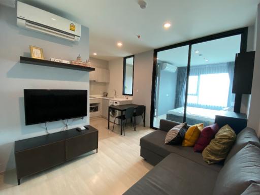 For SALE : Life Asoke / 1 Bedroom / 1 Bathrooms / 36 sqm / 5700000 THB [S11933]