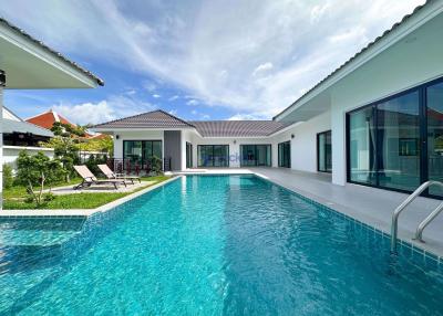 6 Bedrooms House East Pattaya H010949