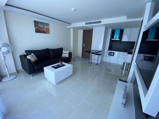 1 Bedroom Condo in Grand Avenue Central Pattaya C001177