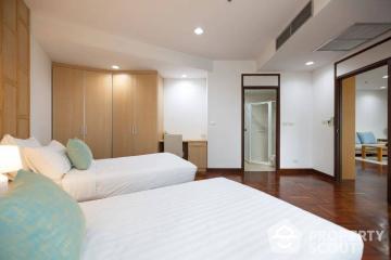 2-BR Apt. near BTS Phrom Phong