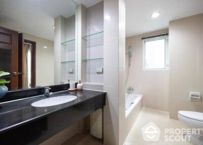 2-BR Apt. near BTS Phrom Phong