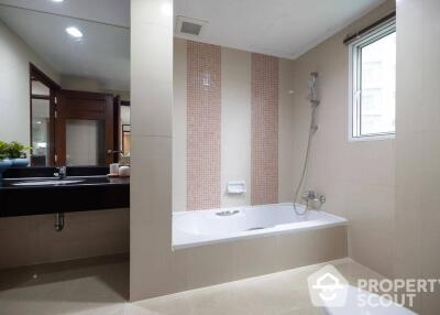 2-BR Apt. near BTS Phrom Phong