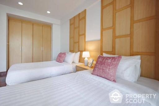 2-BR Apt. near BTS Phrom Phong