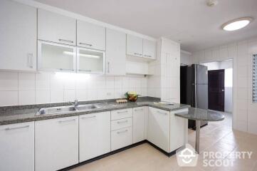 3-BR Apt. near BTS Phrom Phong