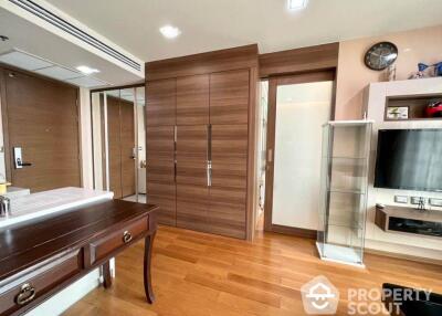 1-BR Condo at The Address Sathorn near BTS Saint Louis